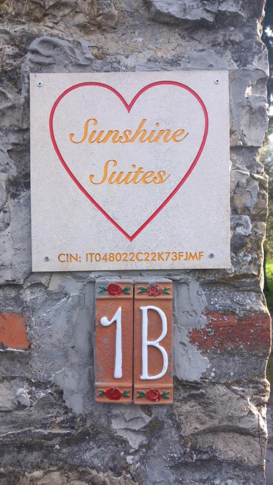 Sunshine Suites Флоренція Екстер'єр фото